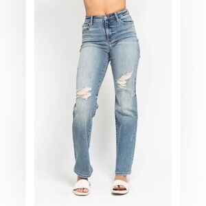 NWT Judy Blue Light Blue Distressed Straight Leg Jeans